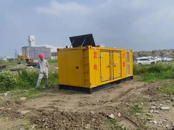 环县200KW柴油发电机机组每小时的油耗量受哪些因素影响?
